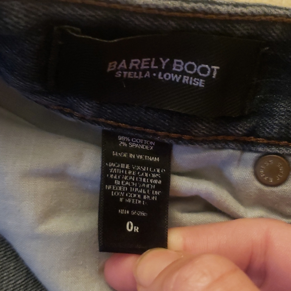 Jeans - Picture 3 of 4